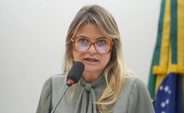 comissao-aprova-classificacao-de-sindrome-de-tourette-como-deficiencia